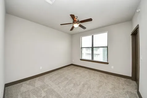 5454 Washington St Avenue 3608 Houston TX 77007