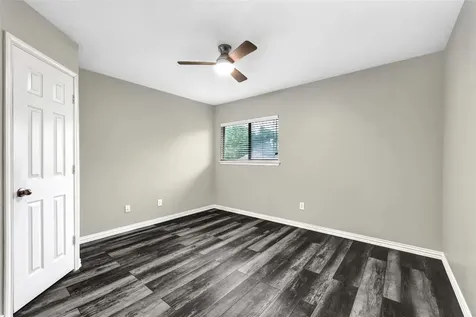 1530 Lochstone Drive Houston TX 77073