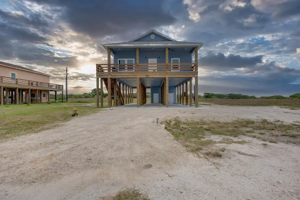 13 & 14 Bayview Loop Rockport TX 78382
