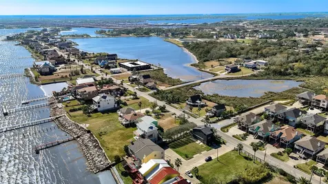2102 Todville Road Seabrook TX 77586