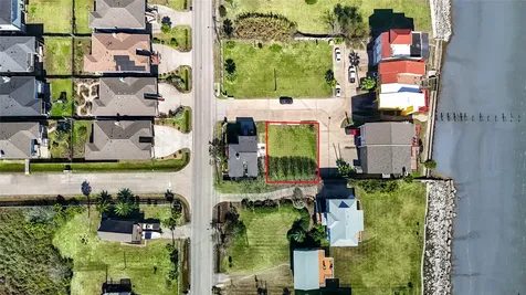 2102 Todville Road Seabrook TX 77586