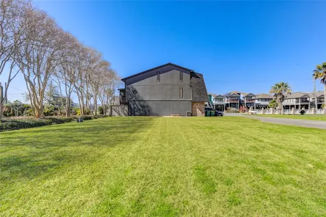 2102 Todville Road Seabrook TX 77586
