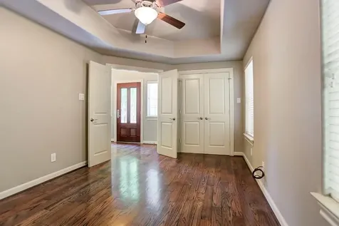 923 Birdsall Street Houston TX 77007
