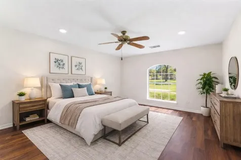 7825 Hughes Ranch Road Pearland TX 77581