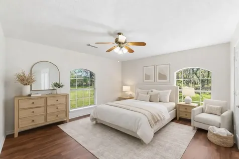 7825 Hughes Ranch Road Pearland TX 77581
