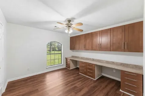 7825 Hughes Ranch Road Pearland TX 77581