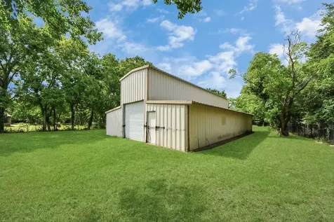 7825 Hughes Ranch Road Pearland TX 77581