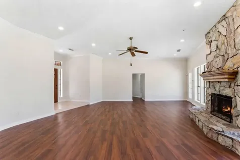 7825 Hughes Ranch Road Pearland TX 77581