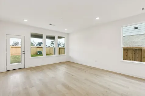 18106 Zemira Lane Tomball TX 77377