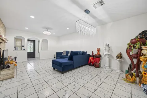 13902 Ambrose Street Houston TX 77045
