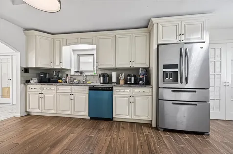 13902 Ambrose Street Houston TX 77045