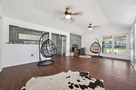 13902 Ambrose Street Houston TX 77045