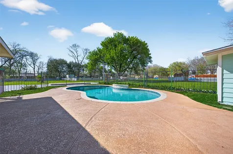 13902 Ambrose Street Houston TX 77045