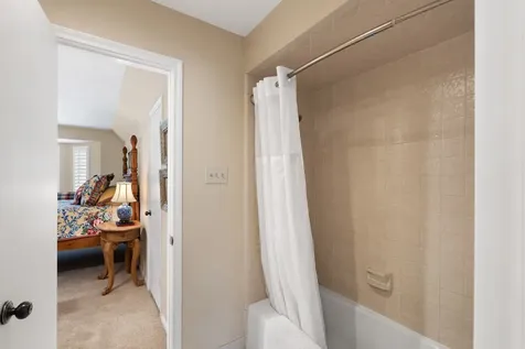 5207 Fountainbridge Lane Houston TX 77069