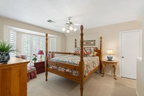 5207 Fountainbridge Lane Houston TX 77069