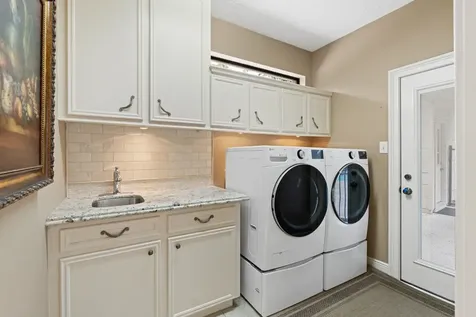 5207 Fountainbridge Lane Houston TX 77069