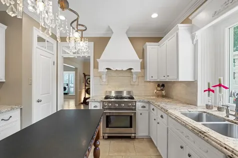 5207 Fountainbridge Lane Houston TX 77069