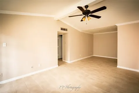 12500 Sandpiper Drive 52 Houston TX 77035