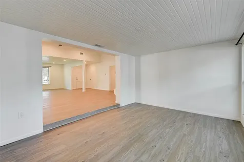 5655 Wigton Drive Houston TX 77096
