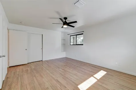 5655 Wigton Drive Houston TX 77096