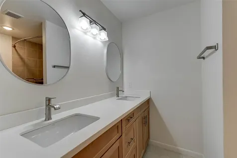 5655 Wigton Drive Houston TX 77096