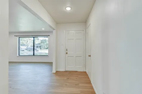 5655 Wigton Drive Houston TX 77096