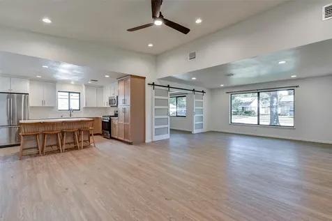 5655 Wigton Drive Houston TX 77096