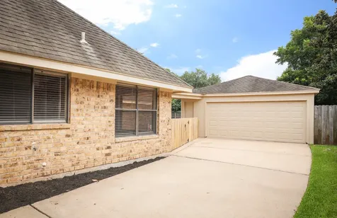 3003 Planters Street Sugar Land TX 77479