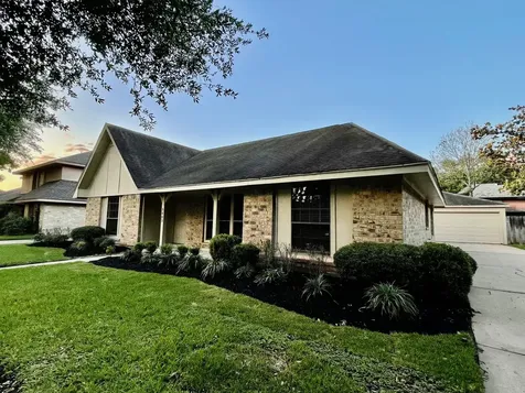 3003 Planters Street Sugar Land TX 77479