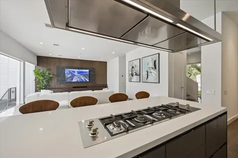 5215 Jason Street Houston TX 77096