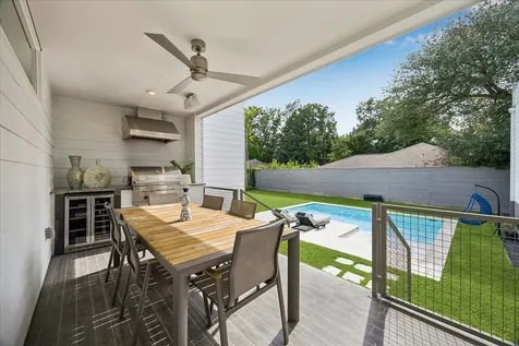 5215 Jason Street Houston TX 77096