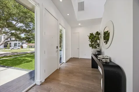 5215 Jason Street Houston TX 77096