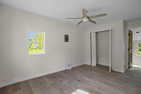 113 W Linn Street Huntington TX 75949