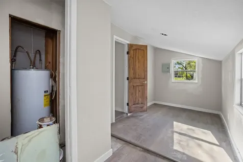 113 W Linn Street Huntington TX 75949