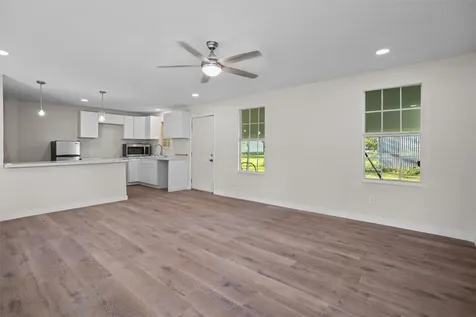 113 W Linn Street Huntington TX 75949