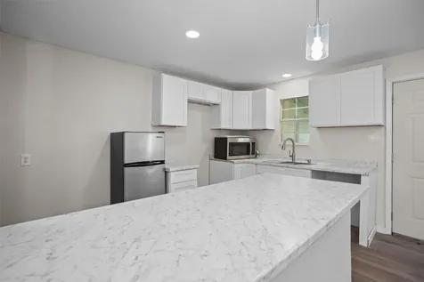 113 W Linn Street Huntington TX 75949