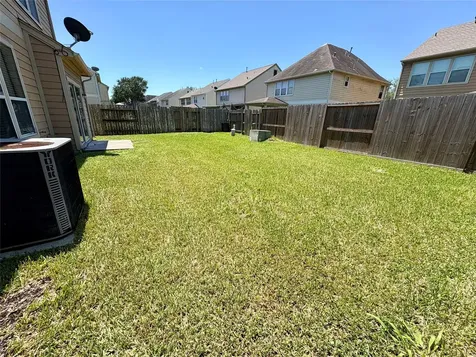 2910 Feather Green Trail Fresno TX 77545