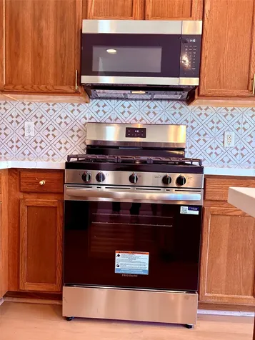2910 Feather Green Trail Fresno TX 77545