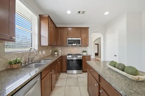 11207 English Rose Trail Missouri City TX 77459