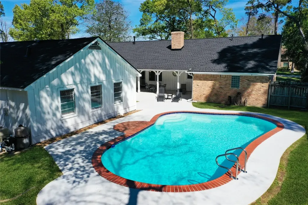 202 Basswood Drive Spring TX 77386