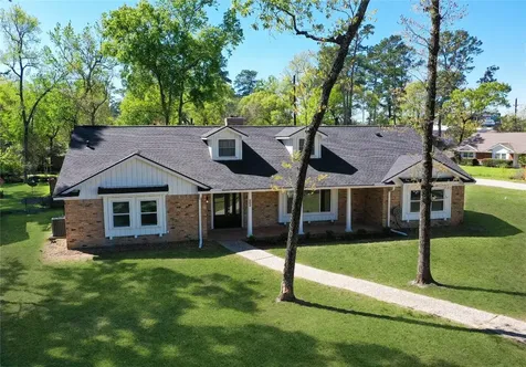 202 Basswood Drive Spring TX 77386