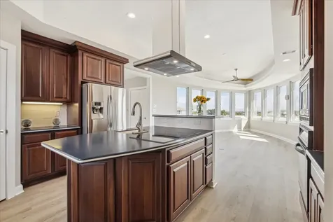 13415 Binnacle Way Galveston TX 77554