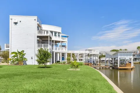 13415 Binnacle Way Galveston TX 77554