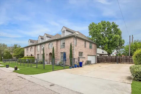1616 Sandman Street Houston TX 77007
