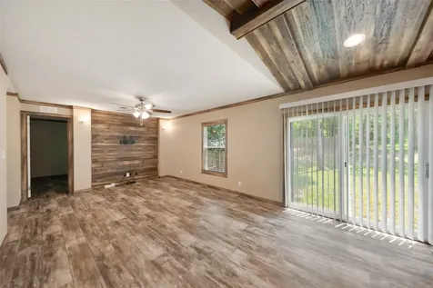 577 Winding River Road Oakhurst TX 77364