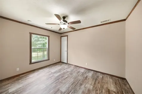 577 Winding River Road Oakhurst TX 77364