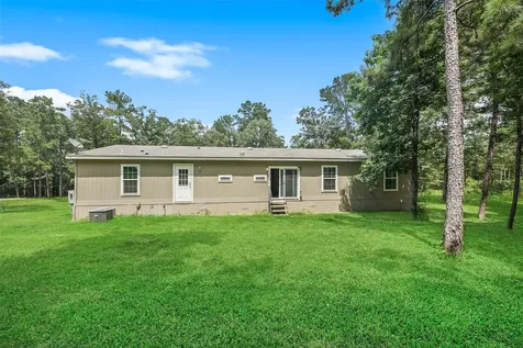 577 Winding River Road Oakhurst TX 77364