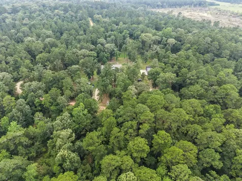 577 Winding River Road Oakhurst TX 77364