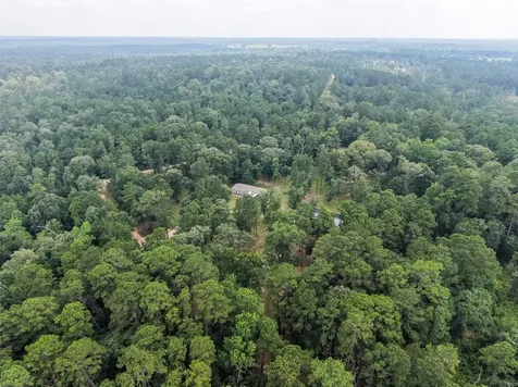 577 Winding River Road Oakhurst TX 77364