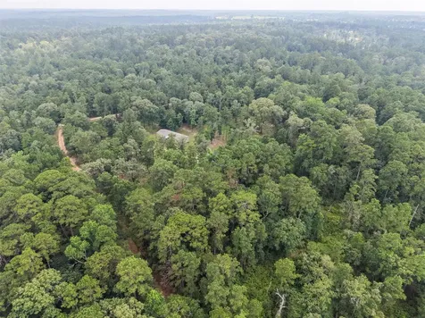 577 Winding River Road Oakhurst TX 77364